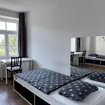 Апартаменты With 5 Beds & Two In The Centre *